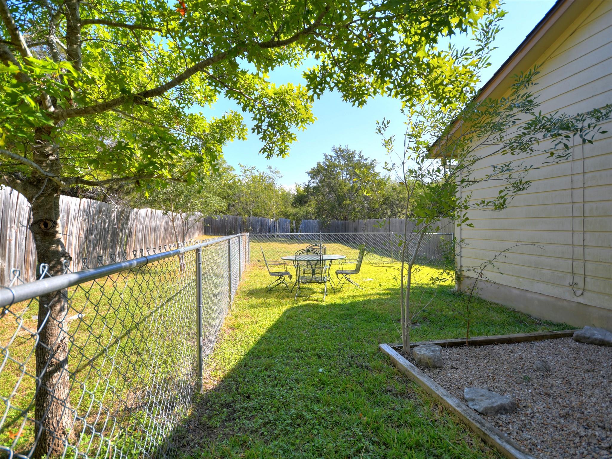 415 Fantail Loop #a Property Photo 14