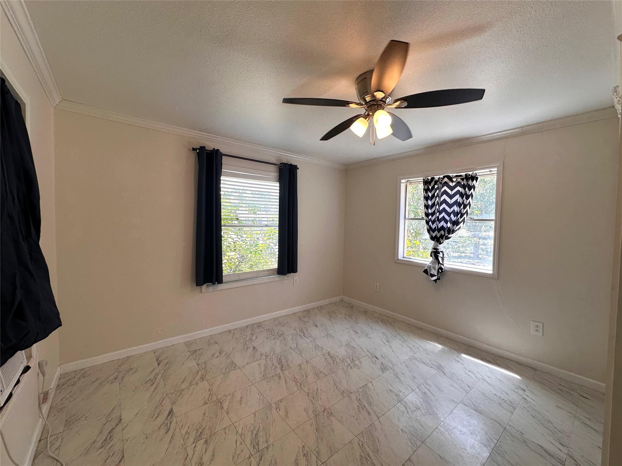 400 Sunbonnet Dr Property Photo 12