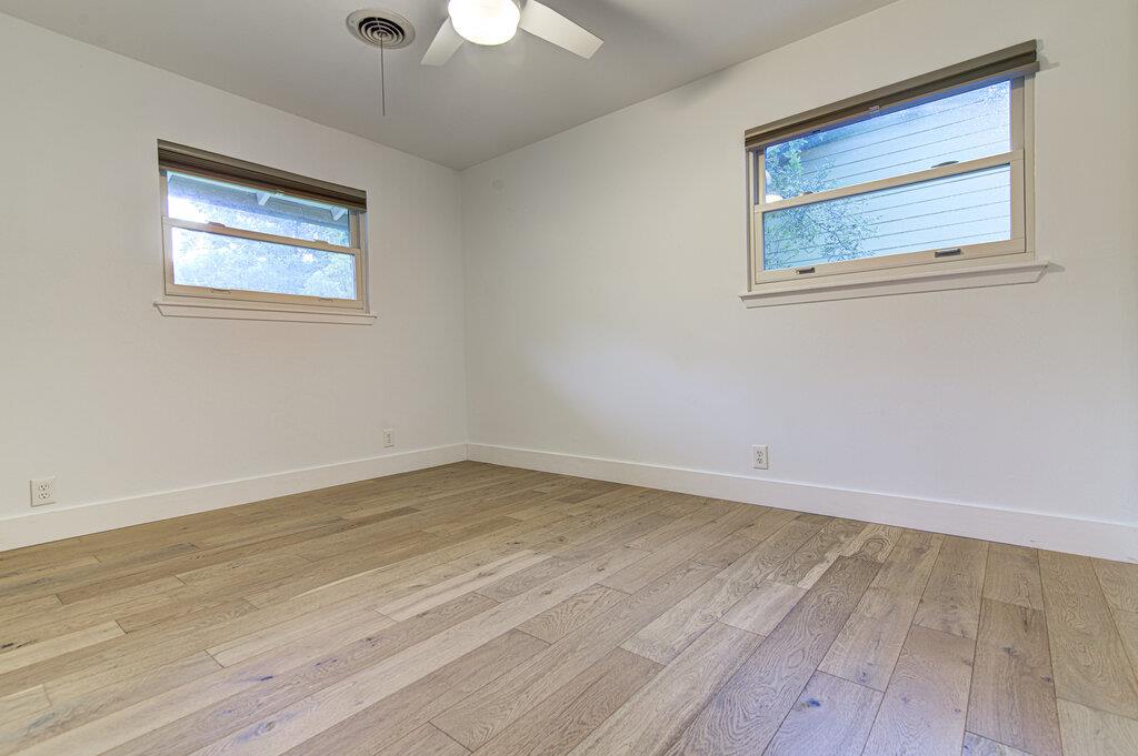 2704 Nottingham Ln Property Photo 13
