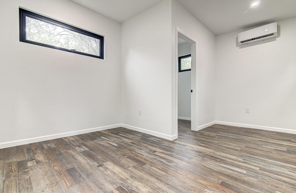 2704 Nottingham Ln Property Photo 21