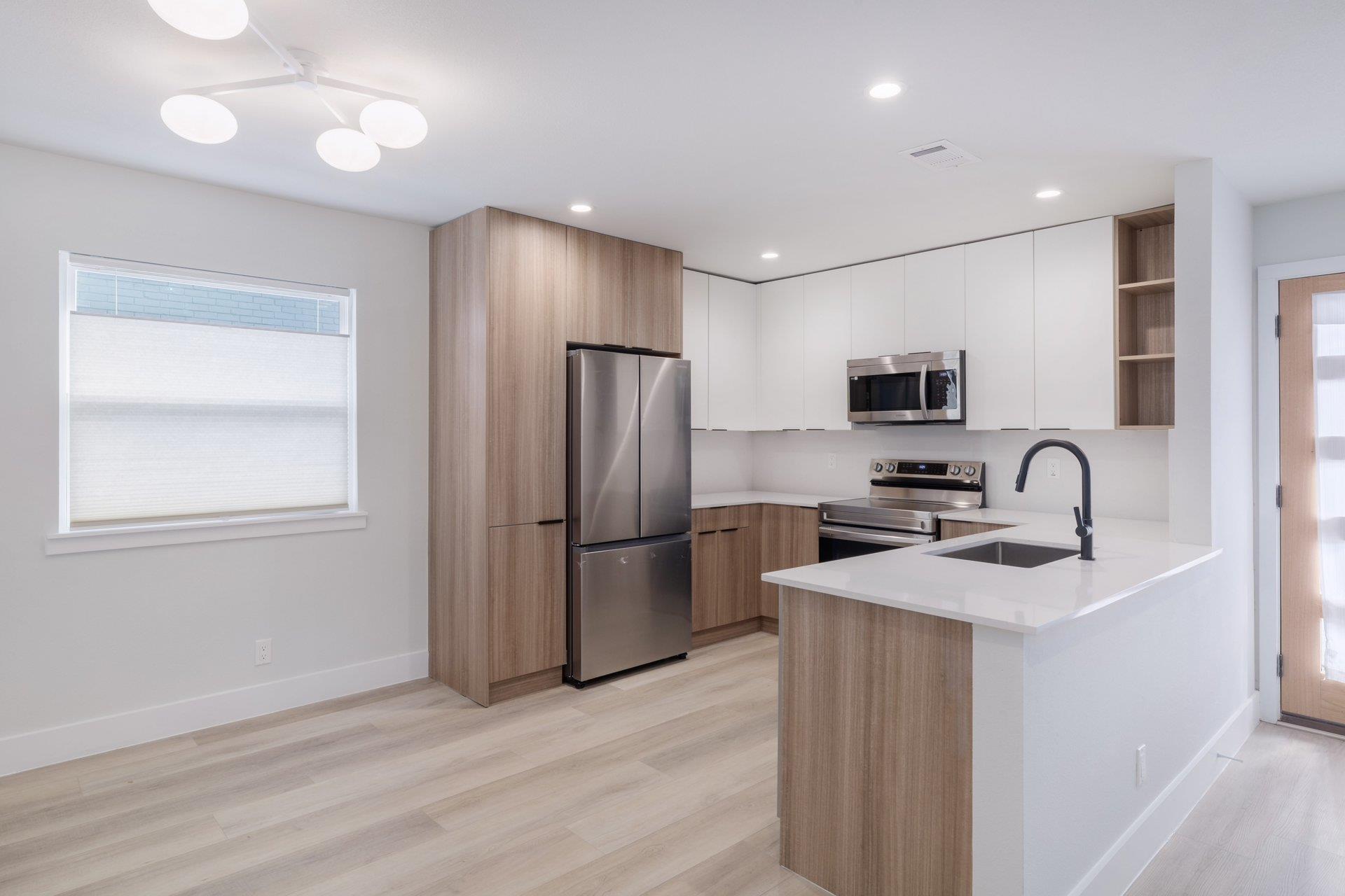 5304 Saint Georges Grn #d Property Photo 9