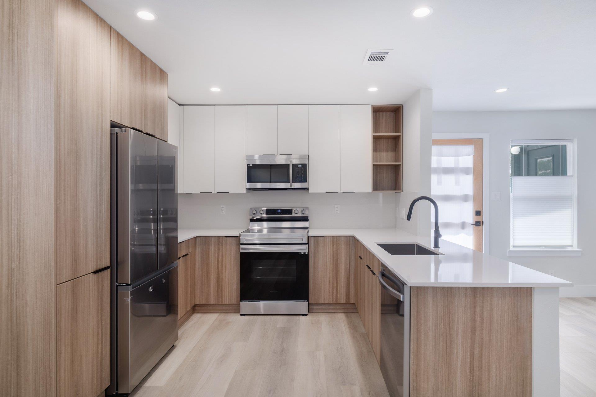 5304 Saint Georges Grn #d Property Photo 10