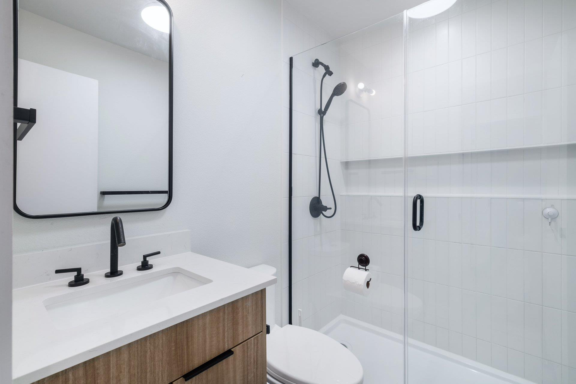 5304 Saint Georges Grn #d Property Photo 17