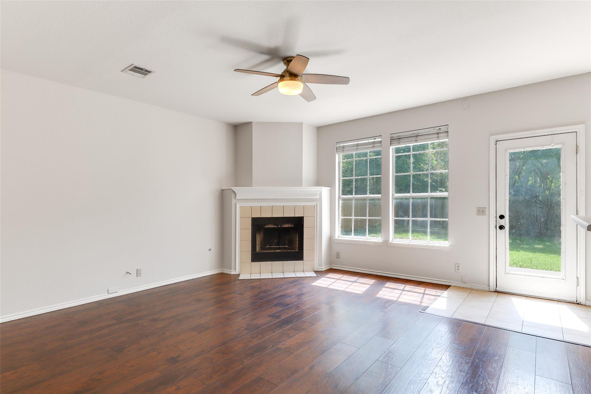 1204 Stepp Bnd Property Photo 8