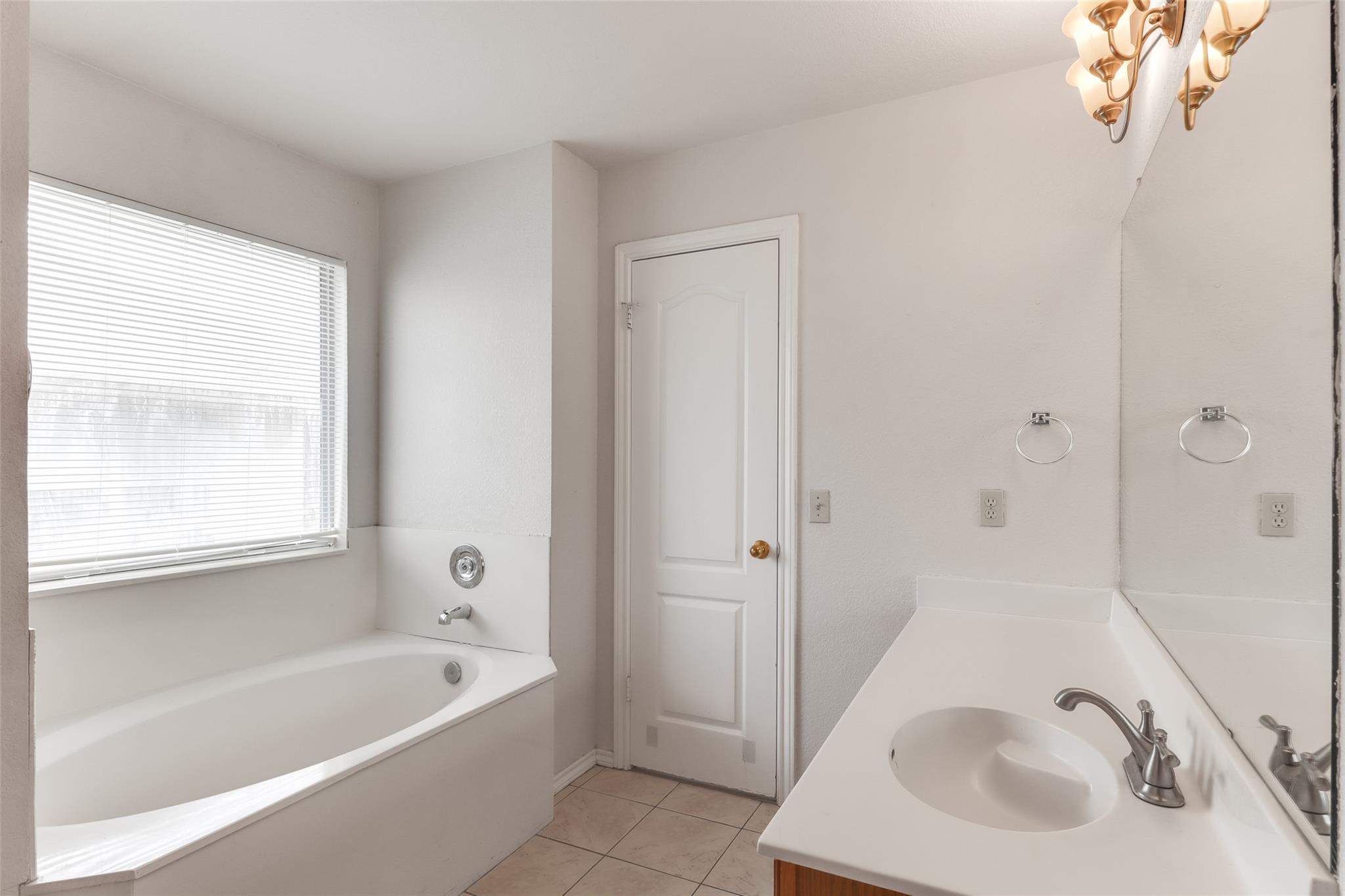 1204 Stepp Bnd Property Photo 15
