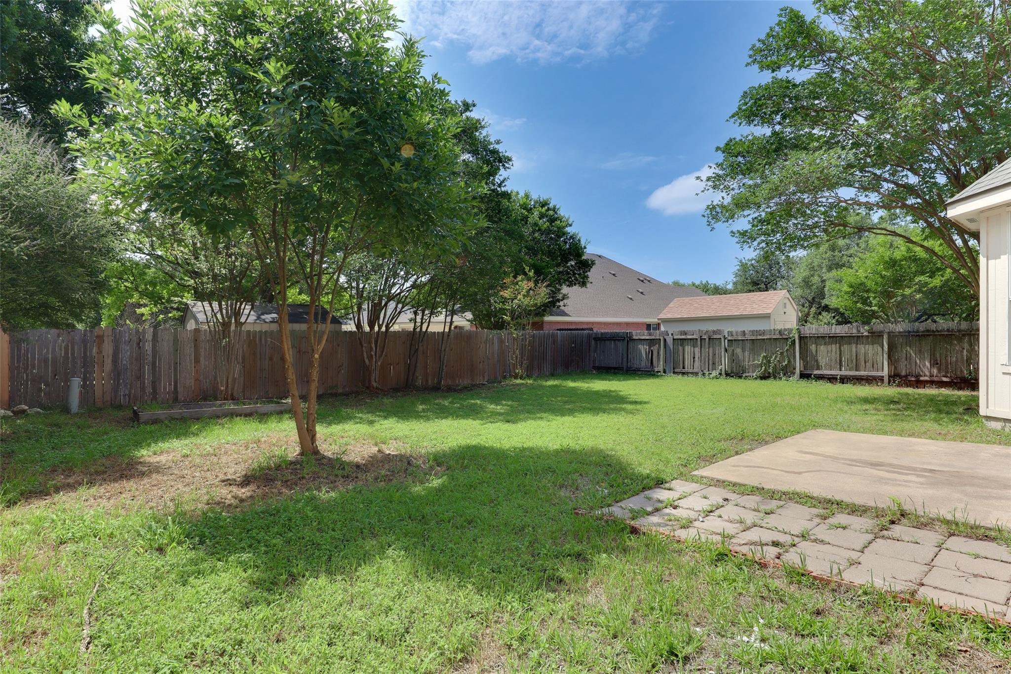 1204 Stepp Bnd Property Photo 25