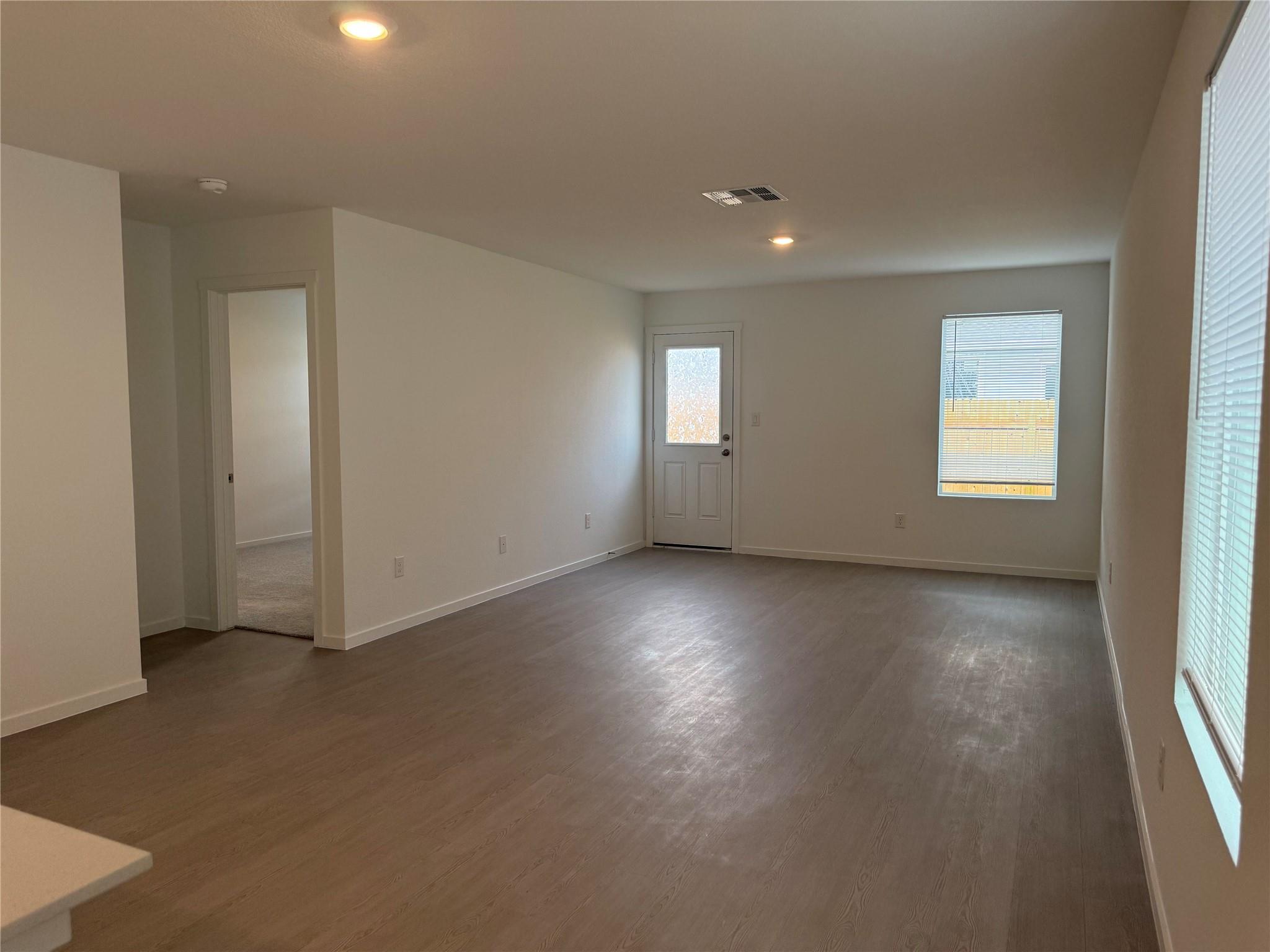 142 Pink Footed Pass Property Photo 10