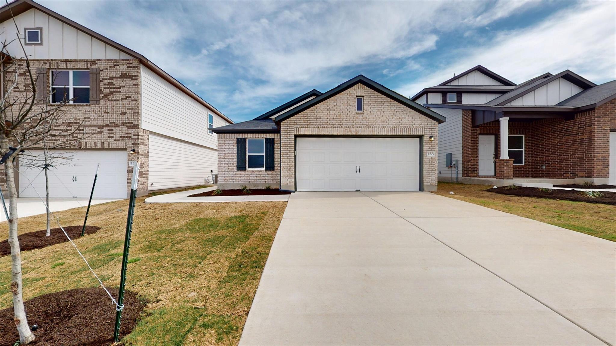 128 Flying Tiger Trl Property Photo