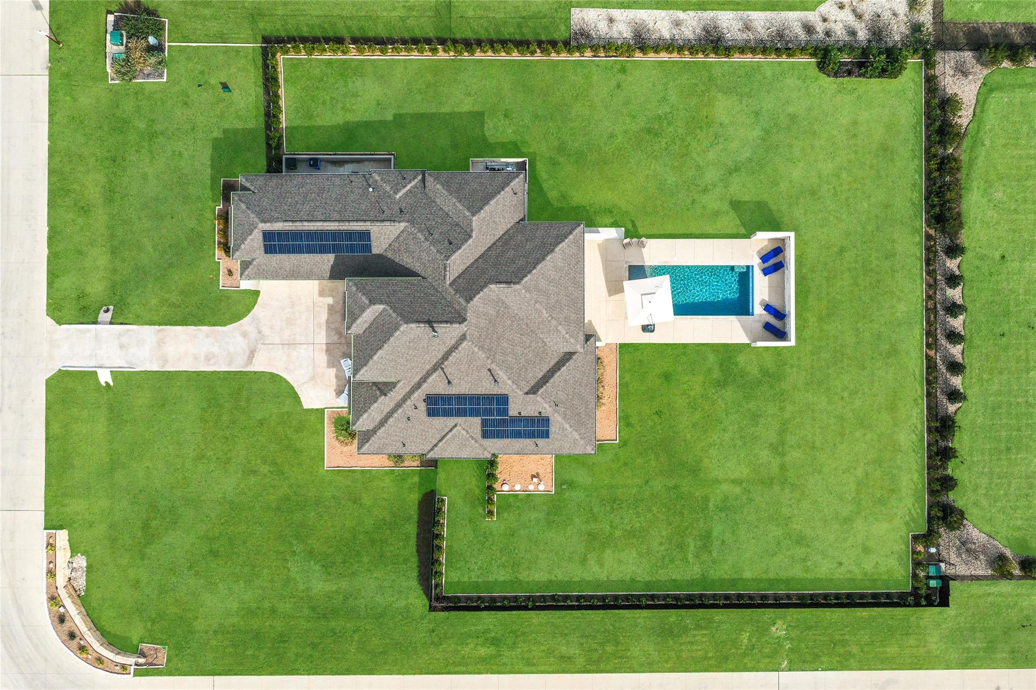 1400 Bunker Ranch Blvd Property Photo 7