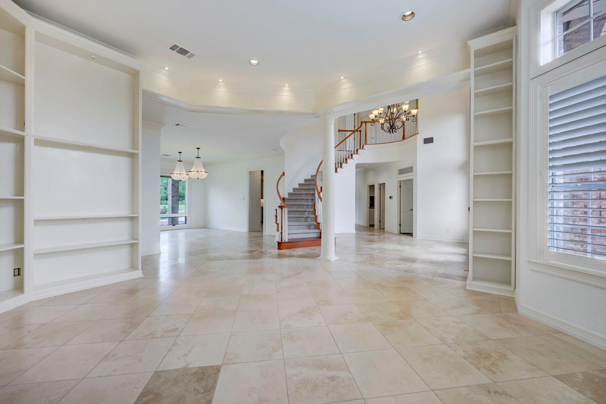 3105 Lacevine Ln Property Photo 4