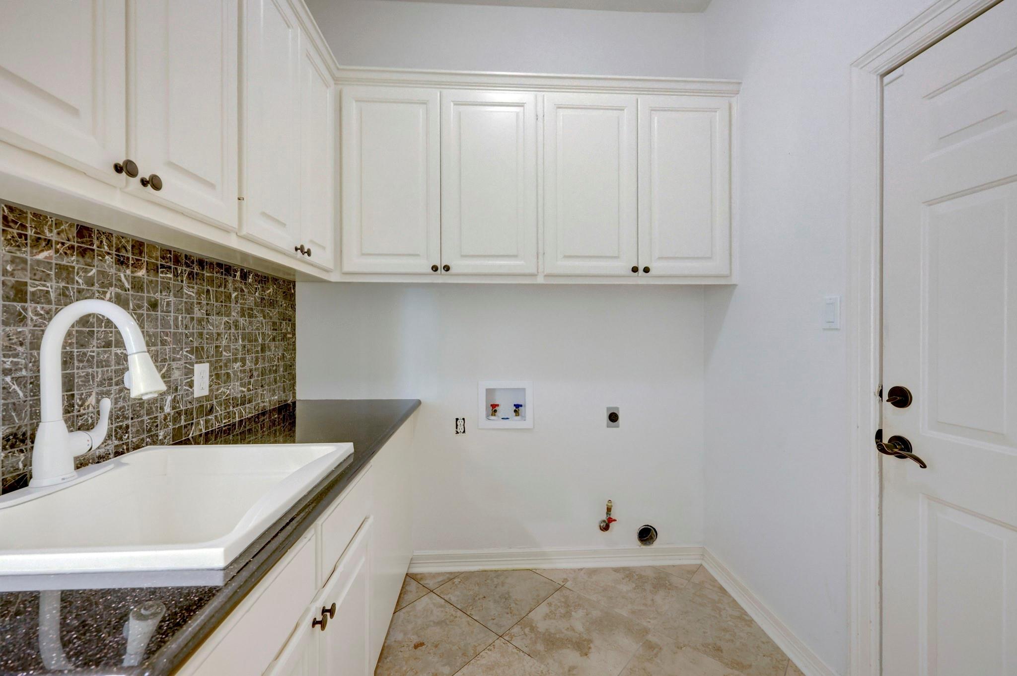 3105 Lacevine Ln Property Photo 28