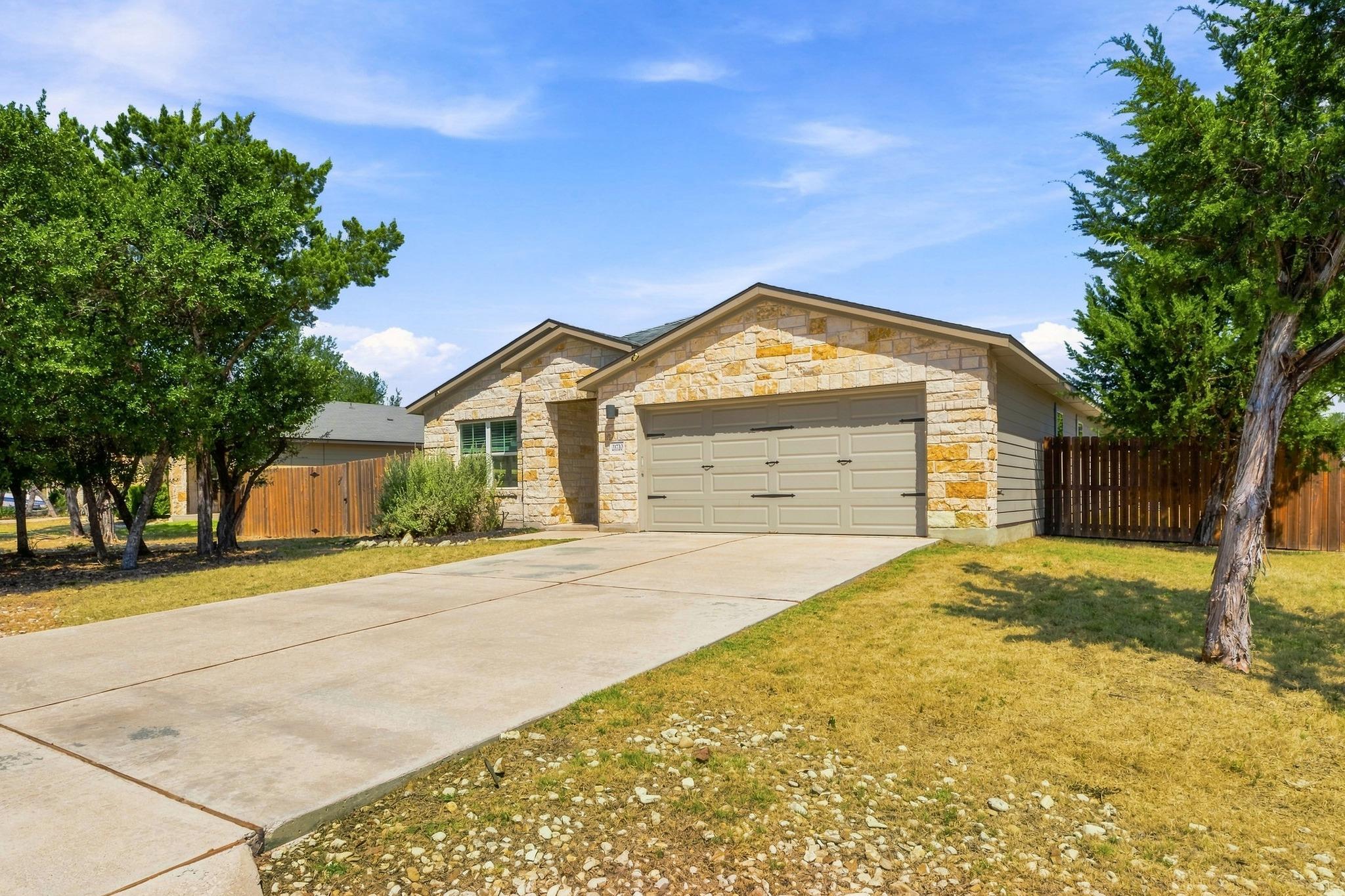 21720 Crystal Way Property Photo 1