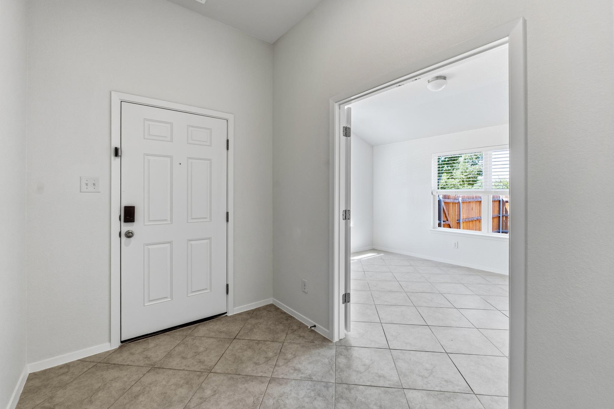 21720 Crystal Way Property Photo 3