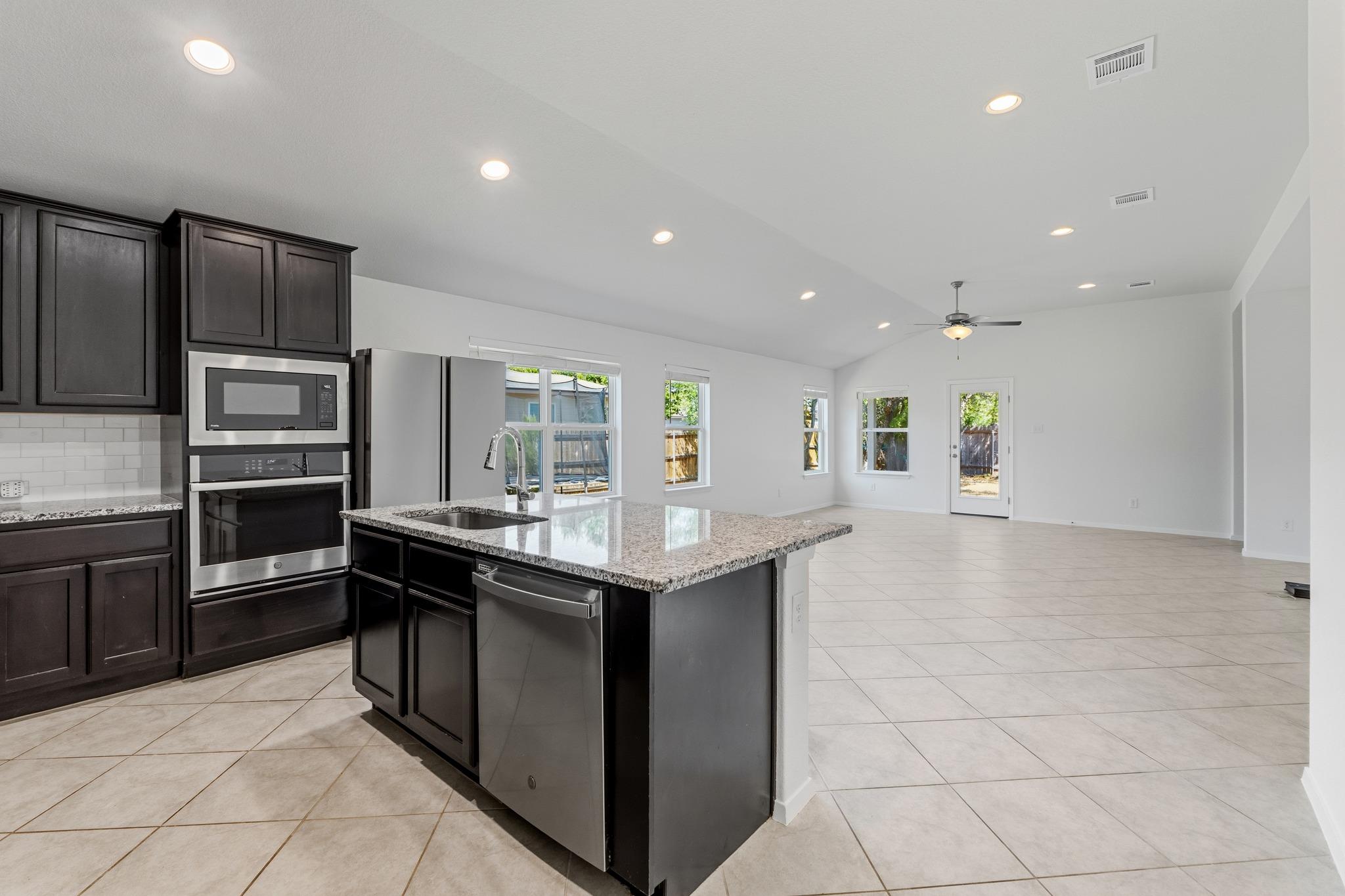 21720 Crystal Way Property Photo 7