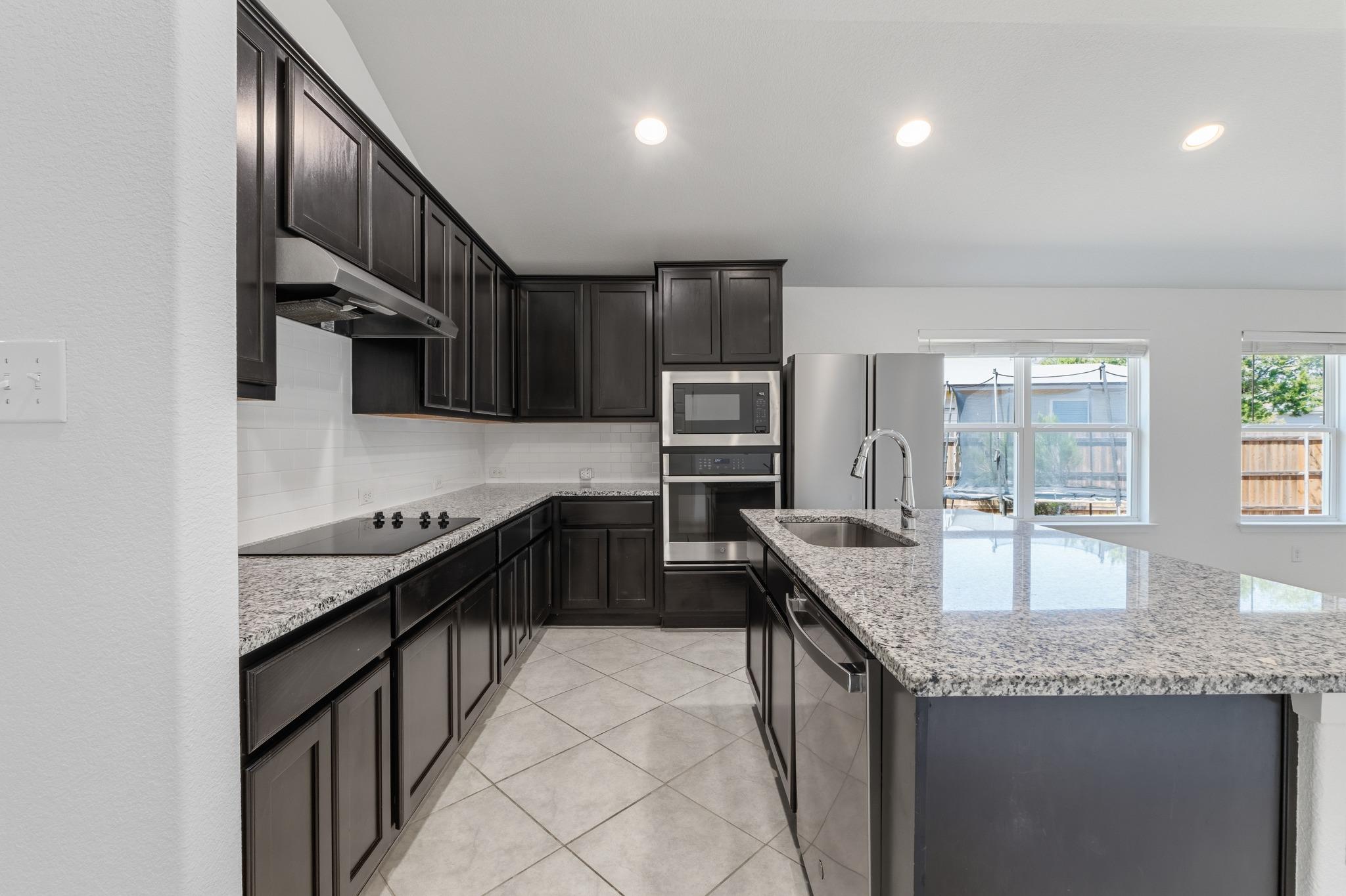 21720 Crystal Way Property Photo 13