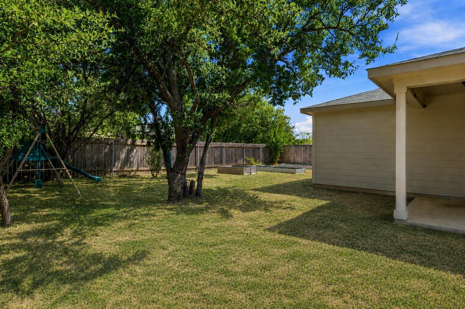 21720 Crystal Way Property Photo 32