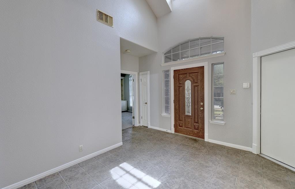 7600 Orrick Dr Property Photo 3