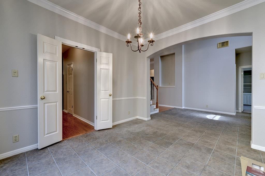 7600 Orrick Dr Property Photo 7
