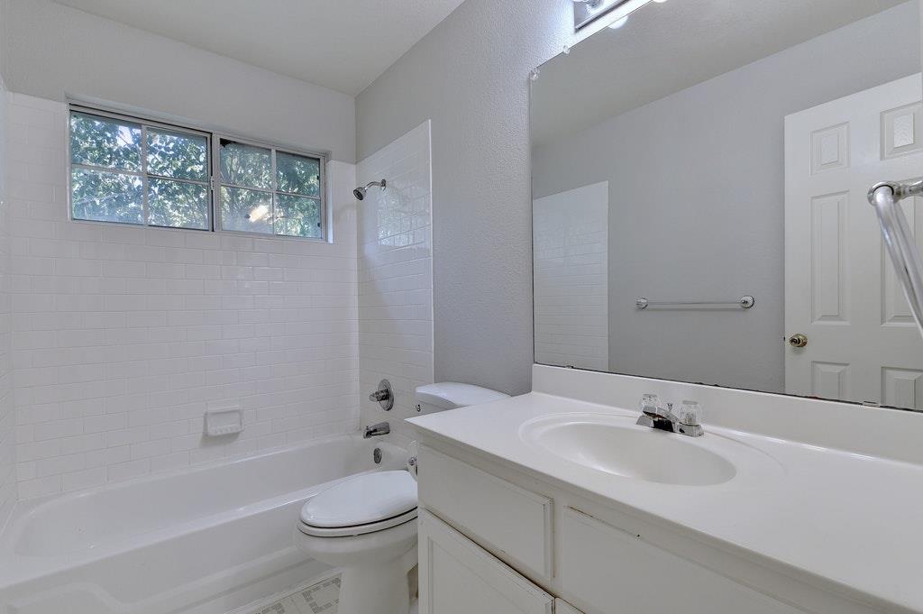 7600 Orrick Dr Property Photo 29