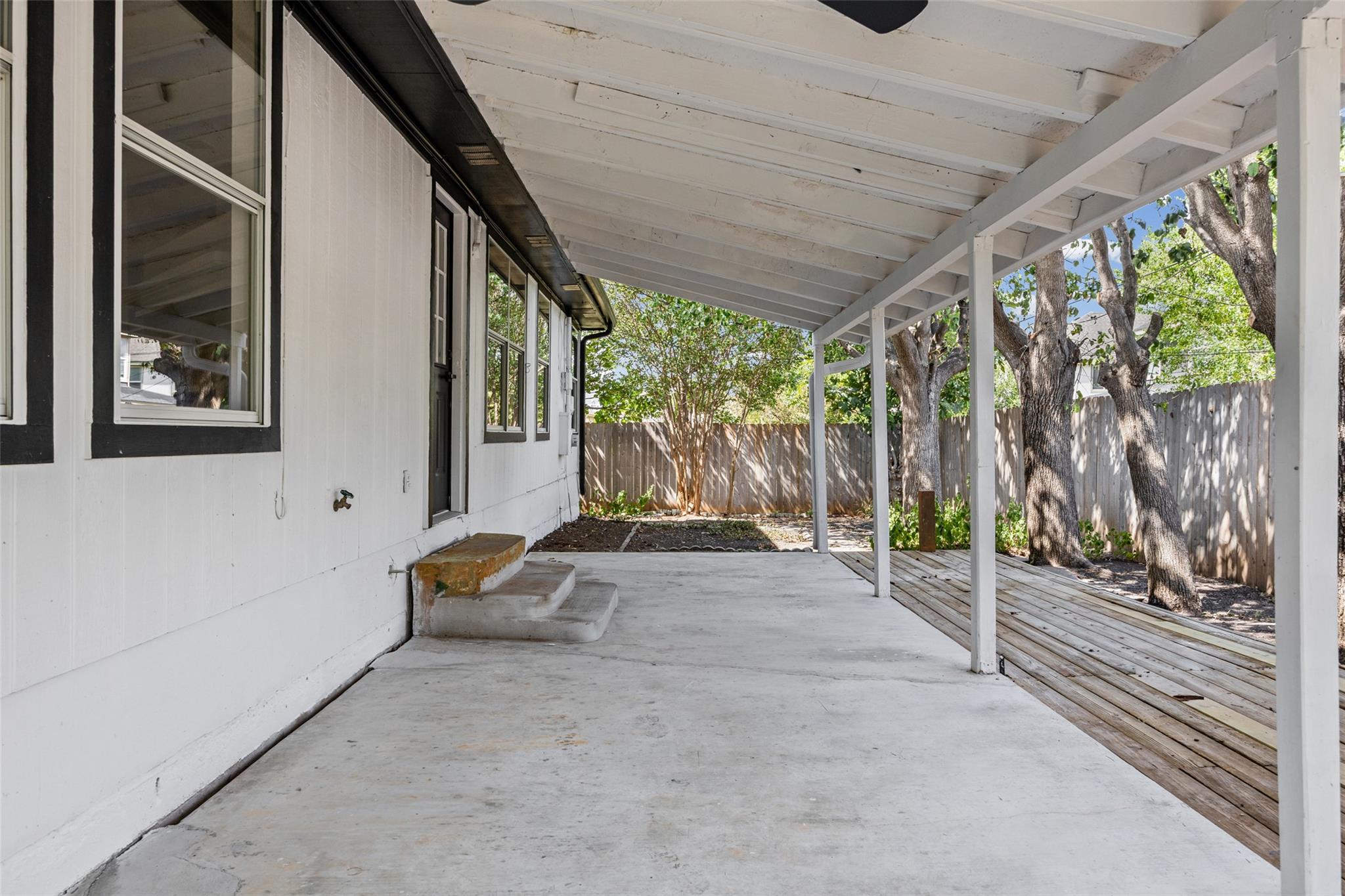 1709 Southeastern Trl Property Photo 26