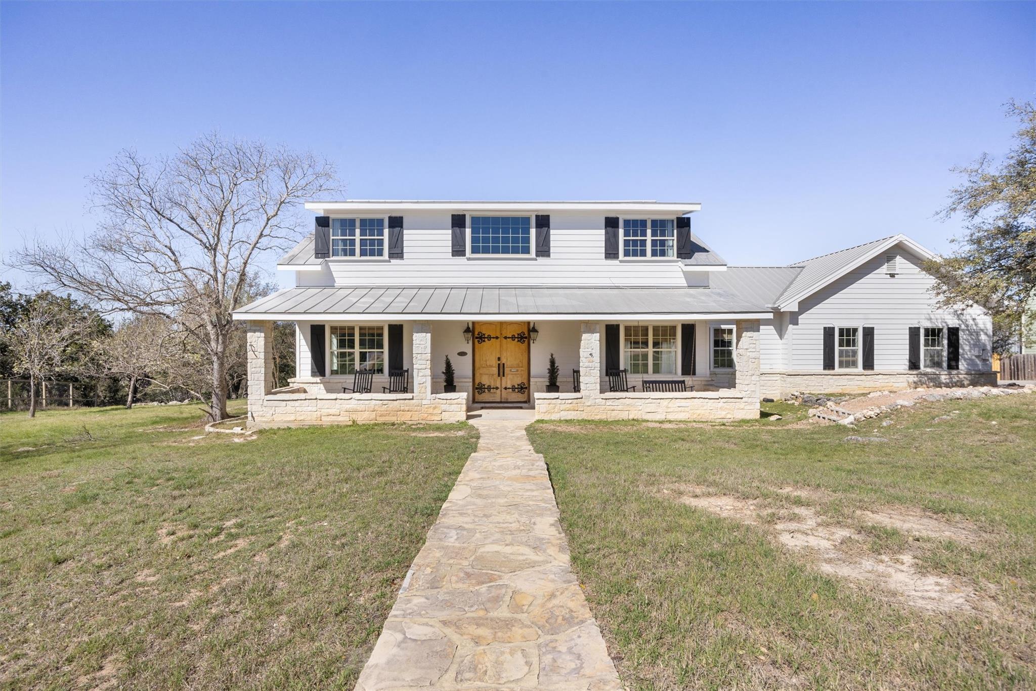1119 Stoneyridge Dr Property Photo
