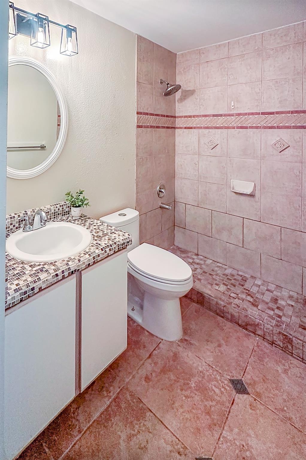 2909 Donnell Dr Property Photo 7