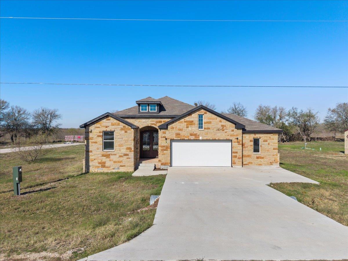 217 Gato Rd Property Photo 2