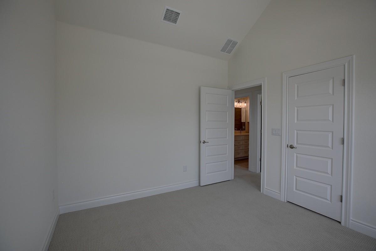 116 Retreat Pl Property Photo 32