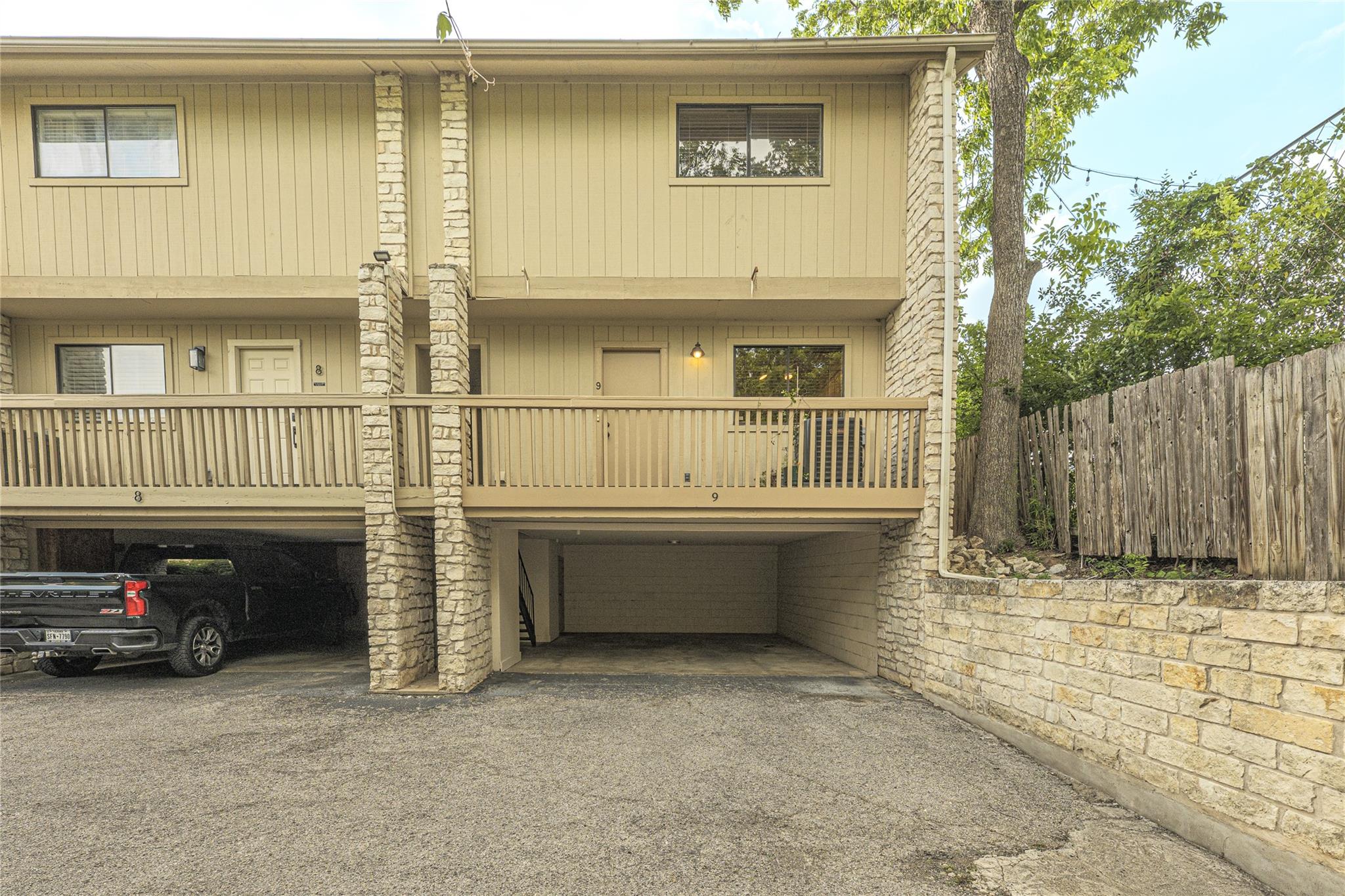 2500 Enfield Rd #9 Property Photo 24