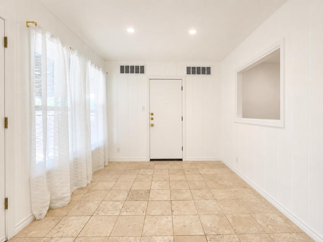 1303 Morrow St Property Photo 7