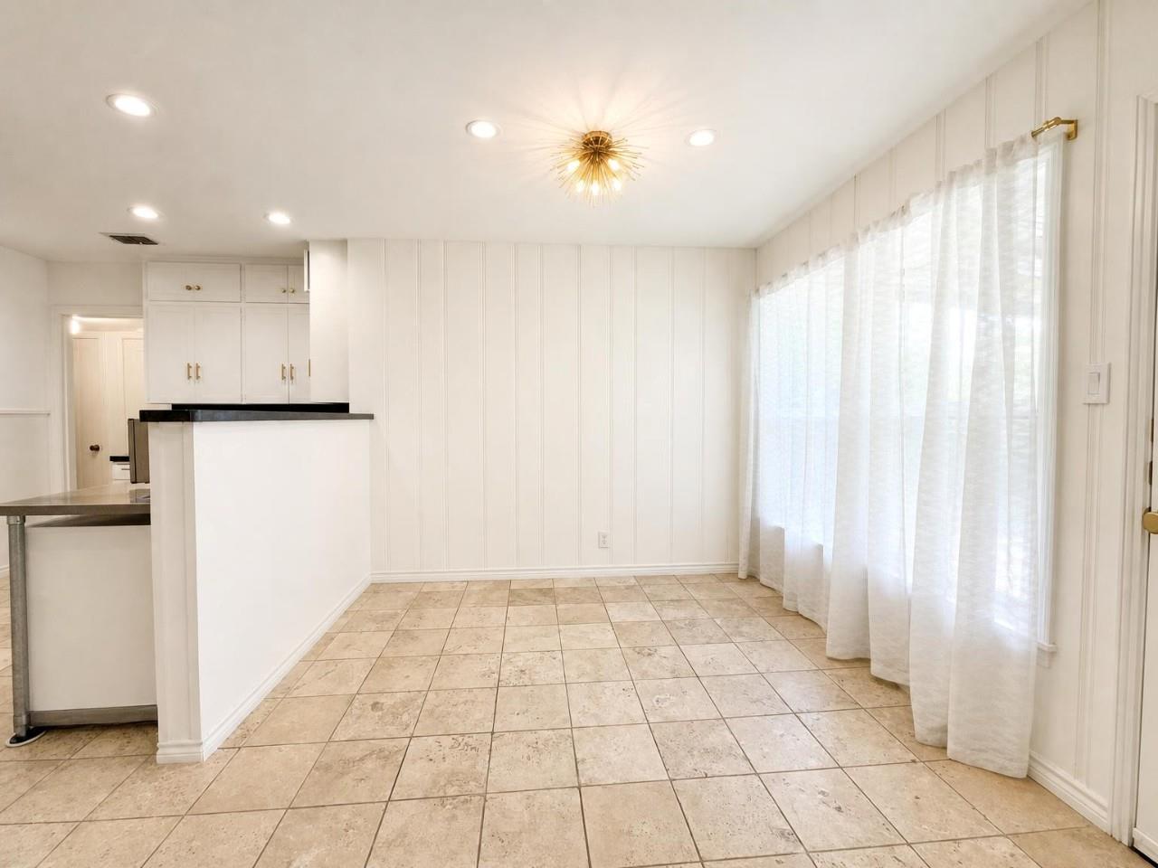 1303 Morrow St Property Photo 8