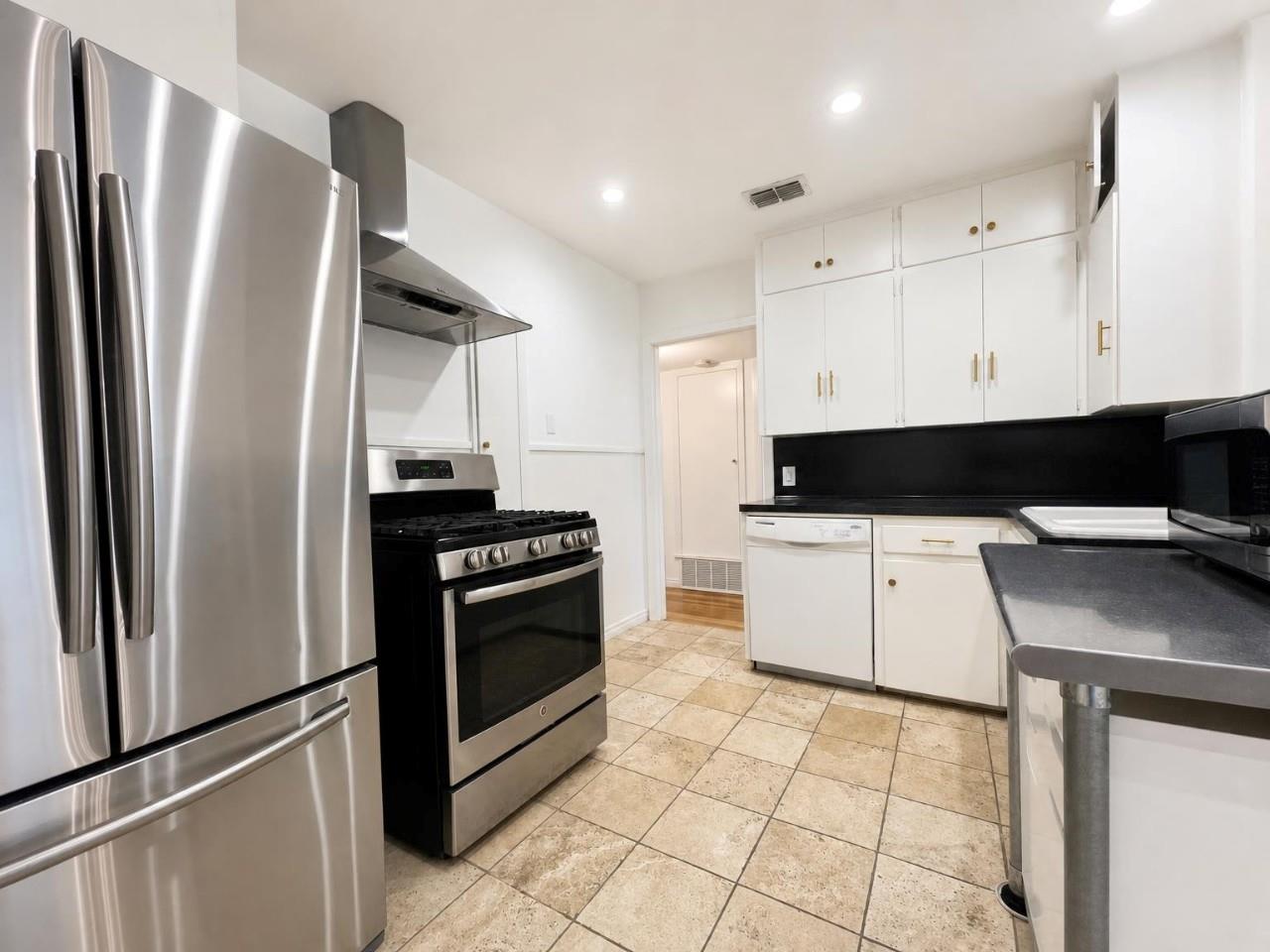 1303 Morrow St Property Photo 11