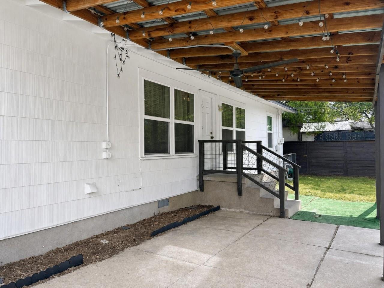 1303 Morrow St Property Photo 35