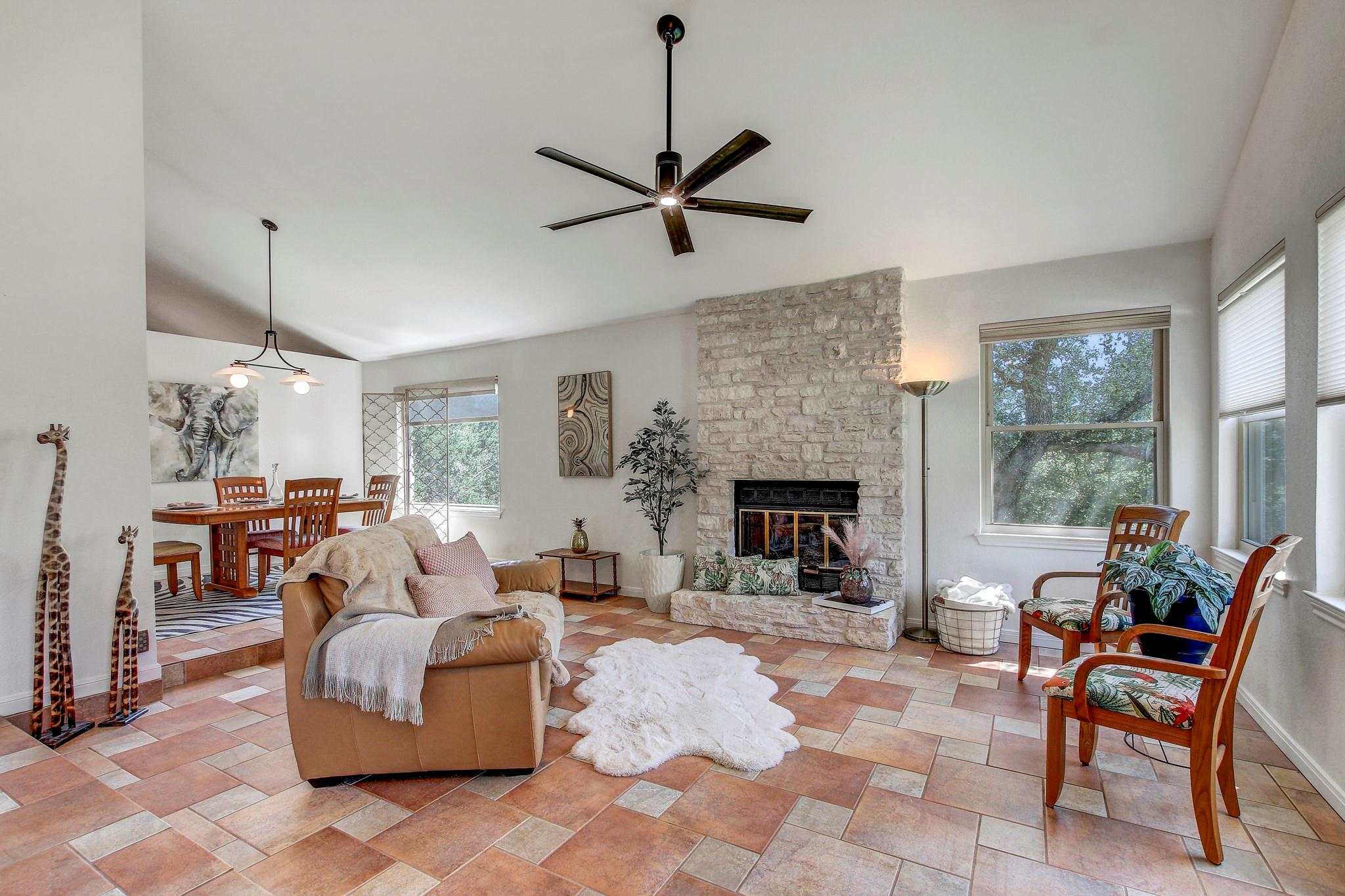 11007 Grapevine Ln Property Photo 1