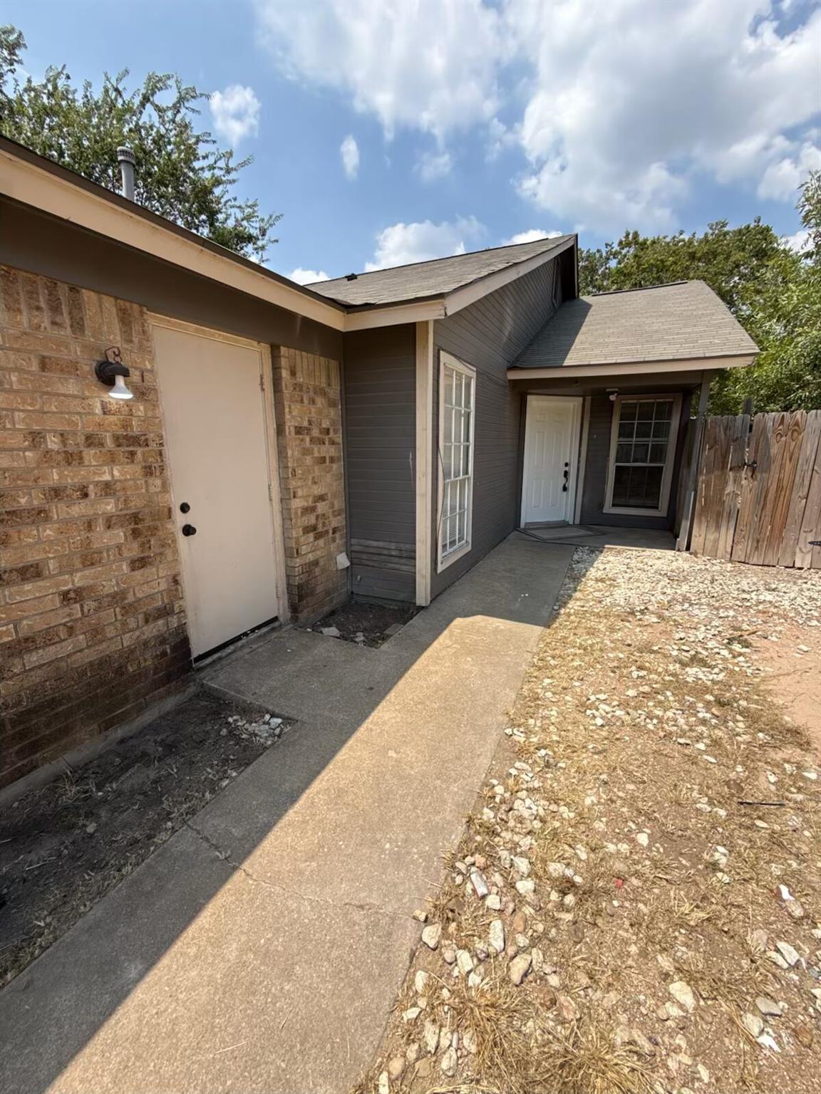 12308 Dellrey Dr #b Property Photo 1