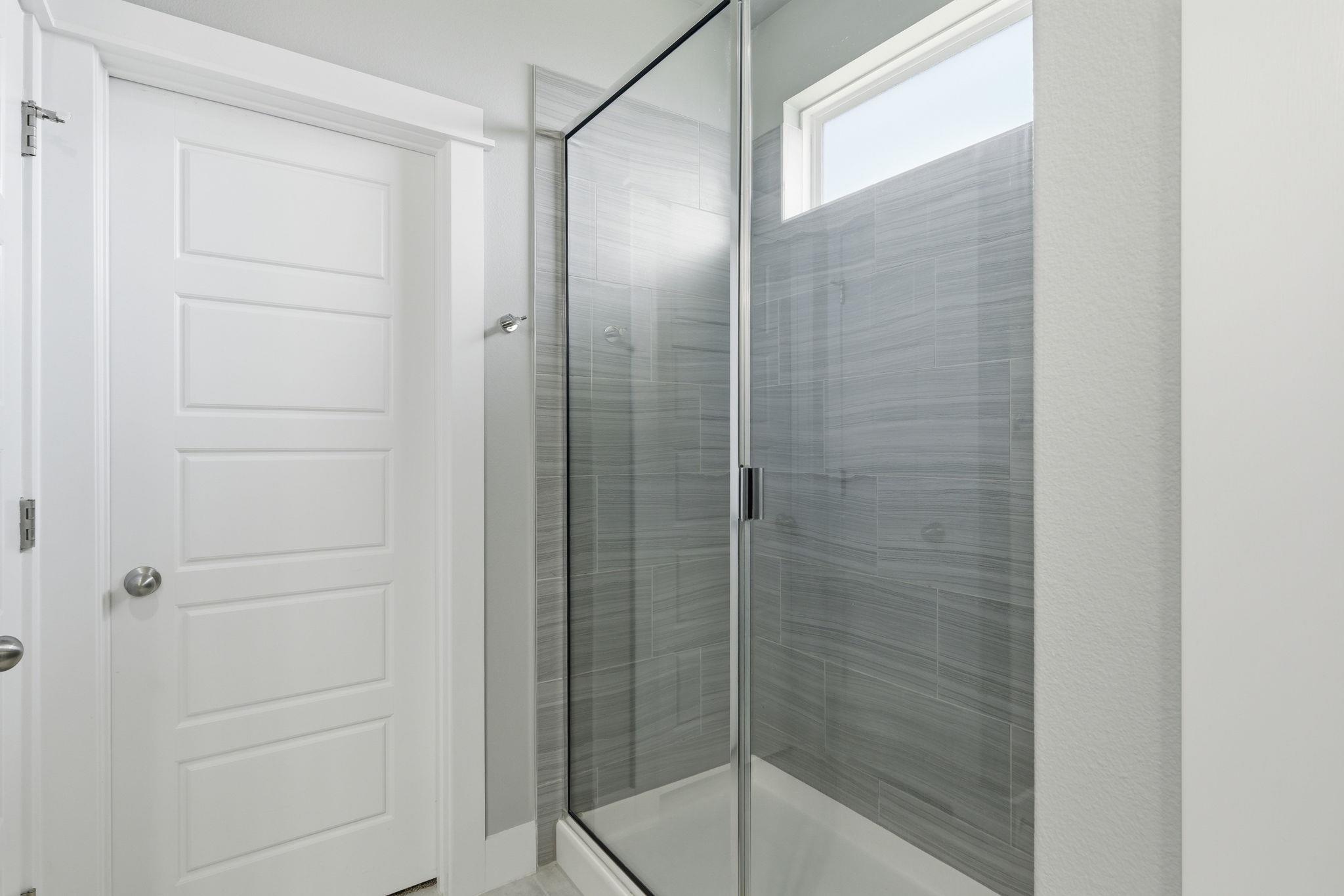 13701 Ronald W Reagan Blvd #29 Property Photo 10