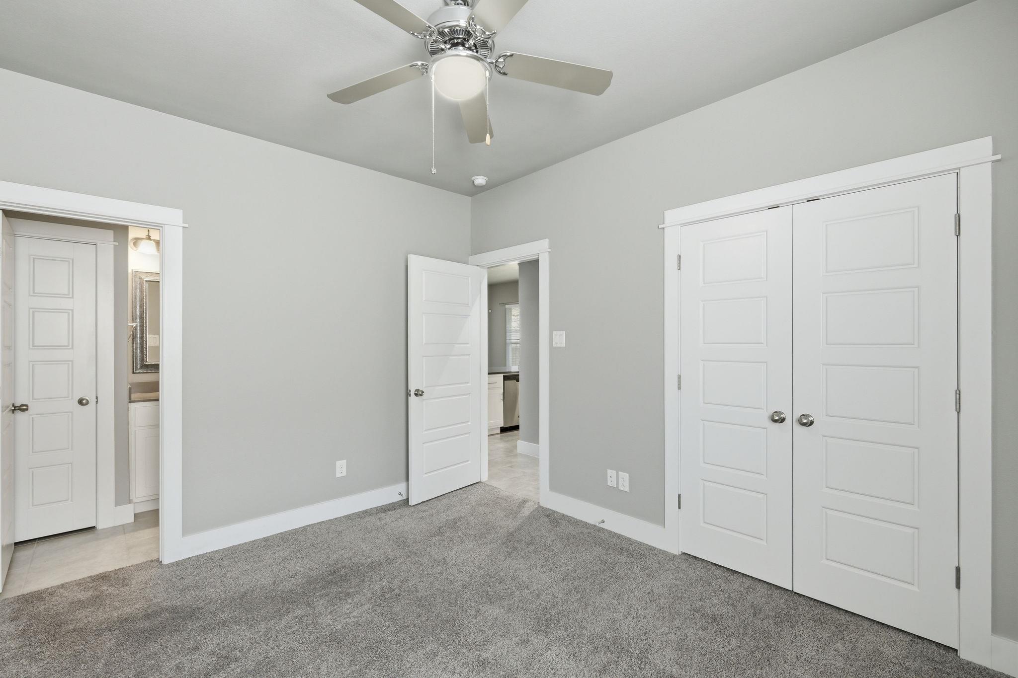 13701 Ronald W Reagan Blvd #29 Property Photo 11