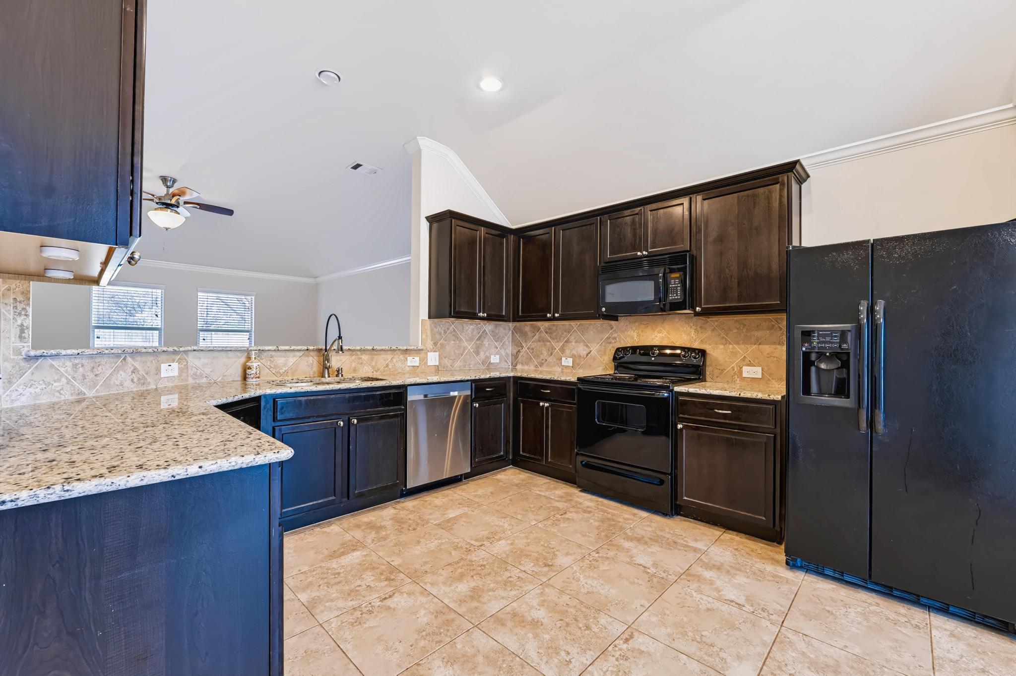 111 Sandstone Trl Property Photo 5