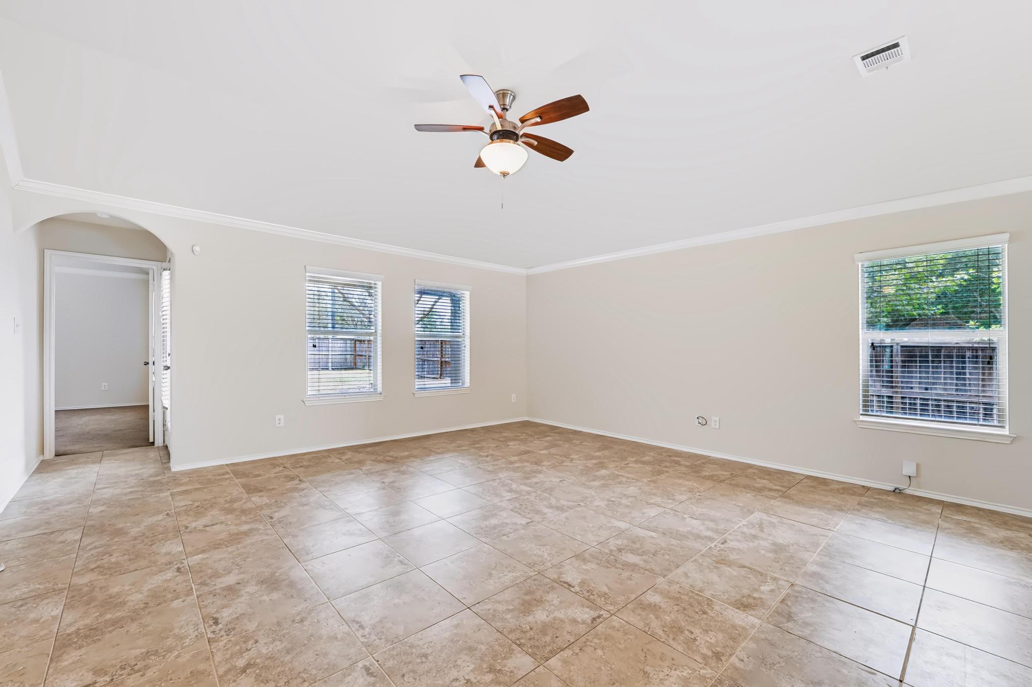 111 Sandstone Trl Property Photo 10