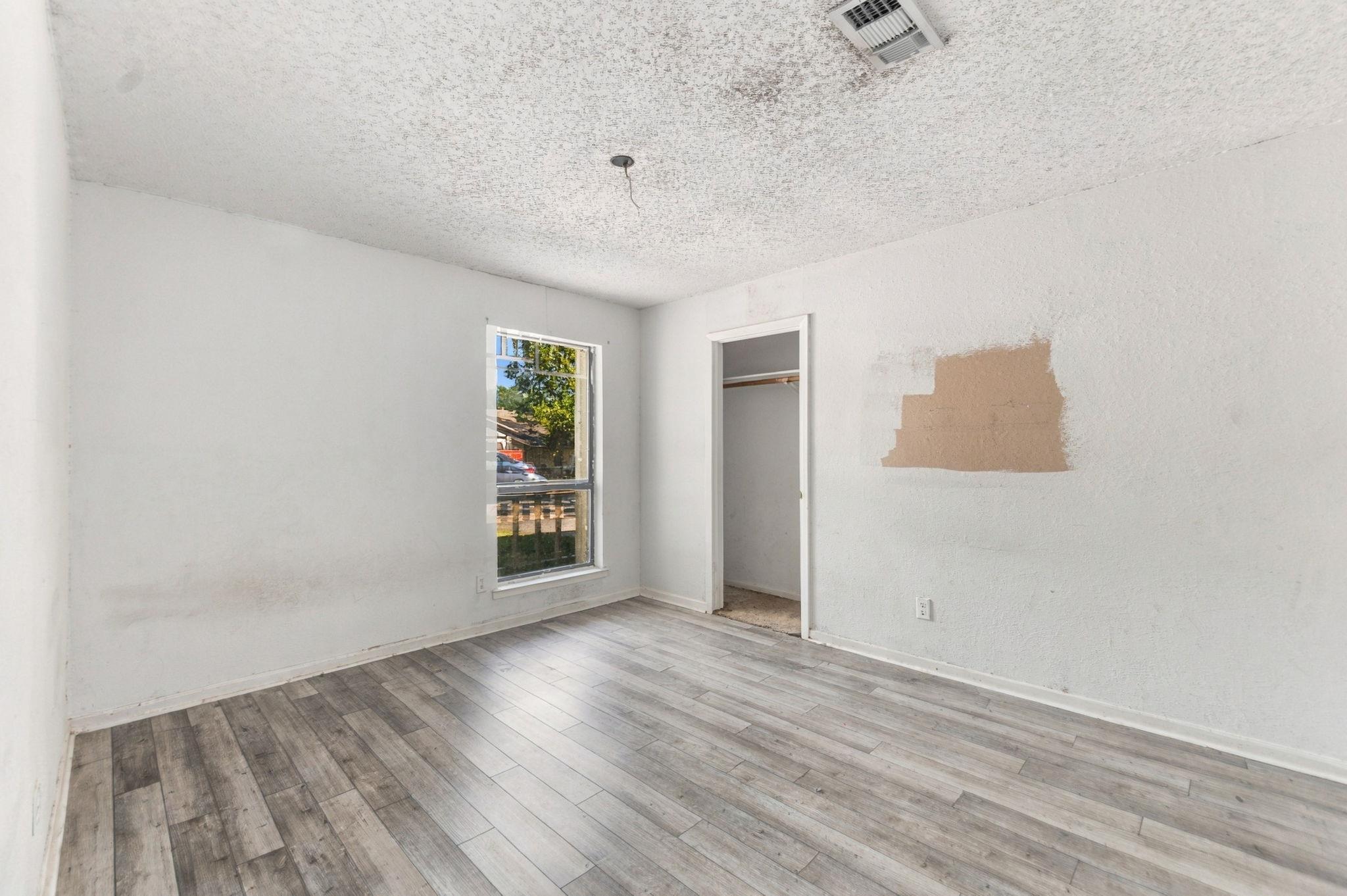 2105 Mildred Dr Property Photo 15