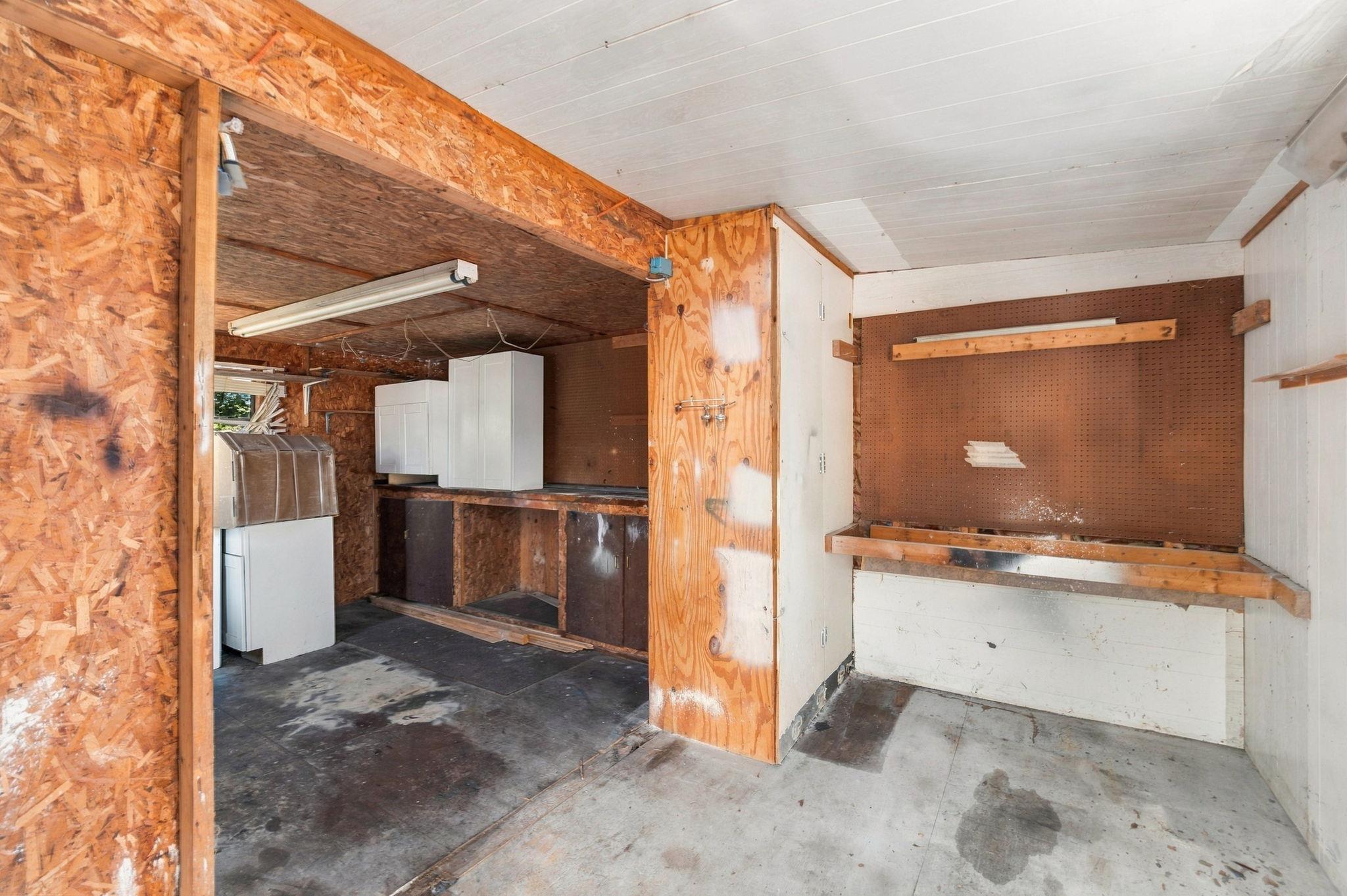 2105 Mildred Dr Property Photo 31