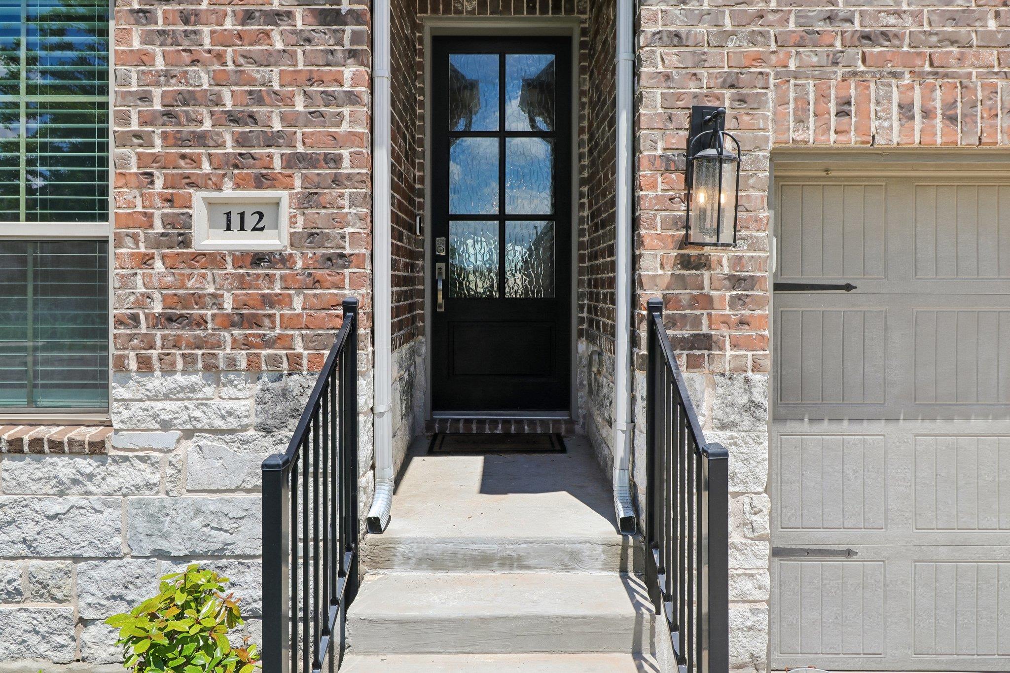 112 Chinaberry Bnd Property Photo 7