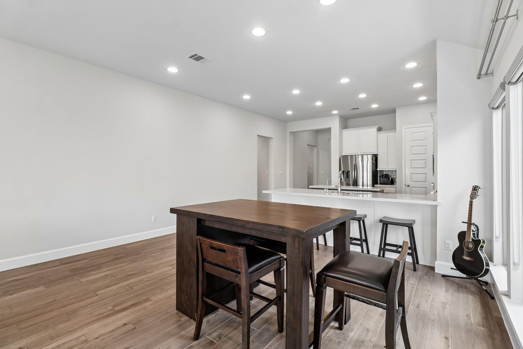 112 Chinaberry Bnd Property Photo 12