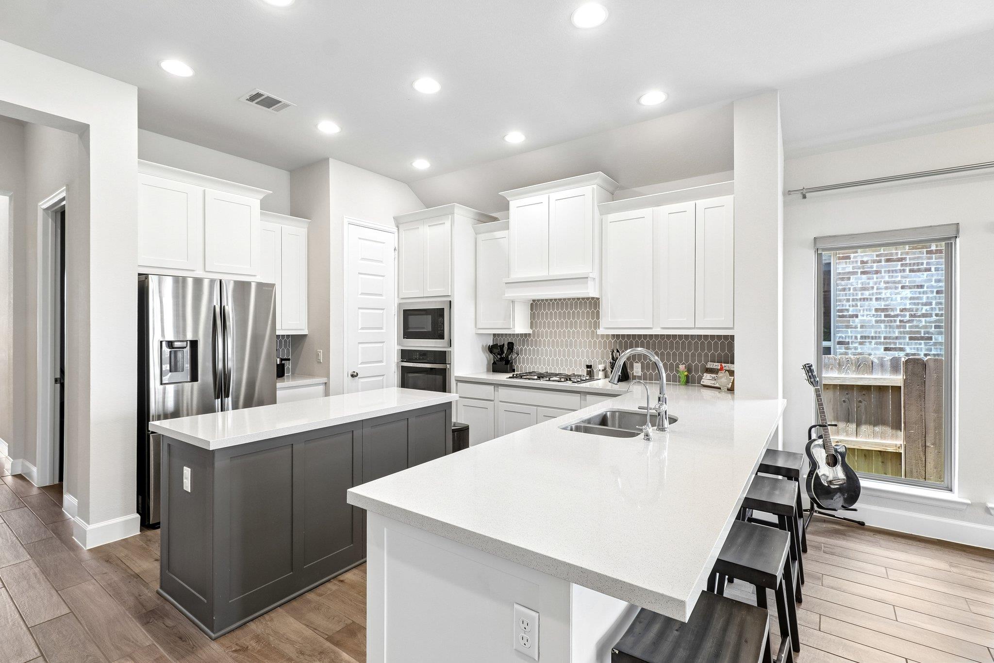112 Chinaberry Bnd Property Photo 13