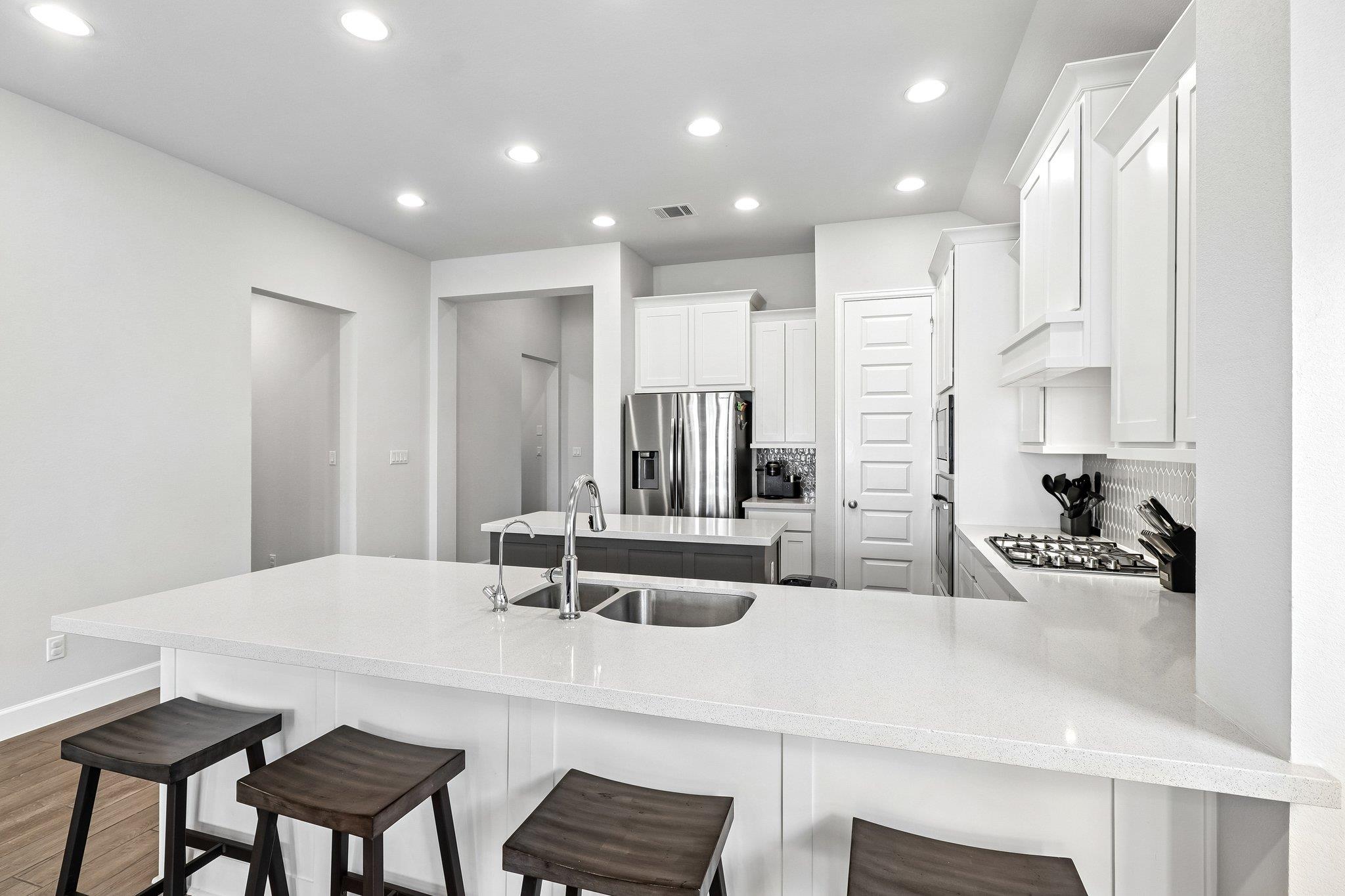 112 Chinaberry Bnd Property Photo 14
