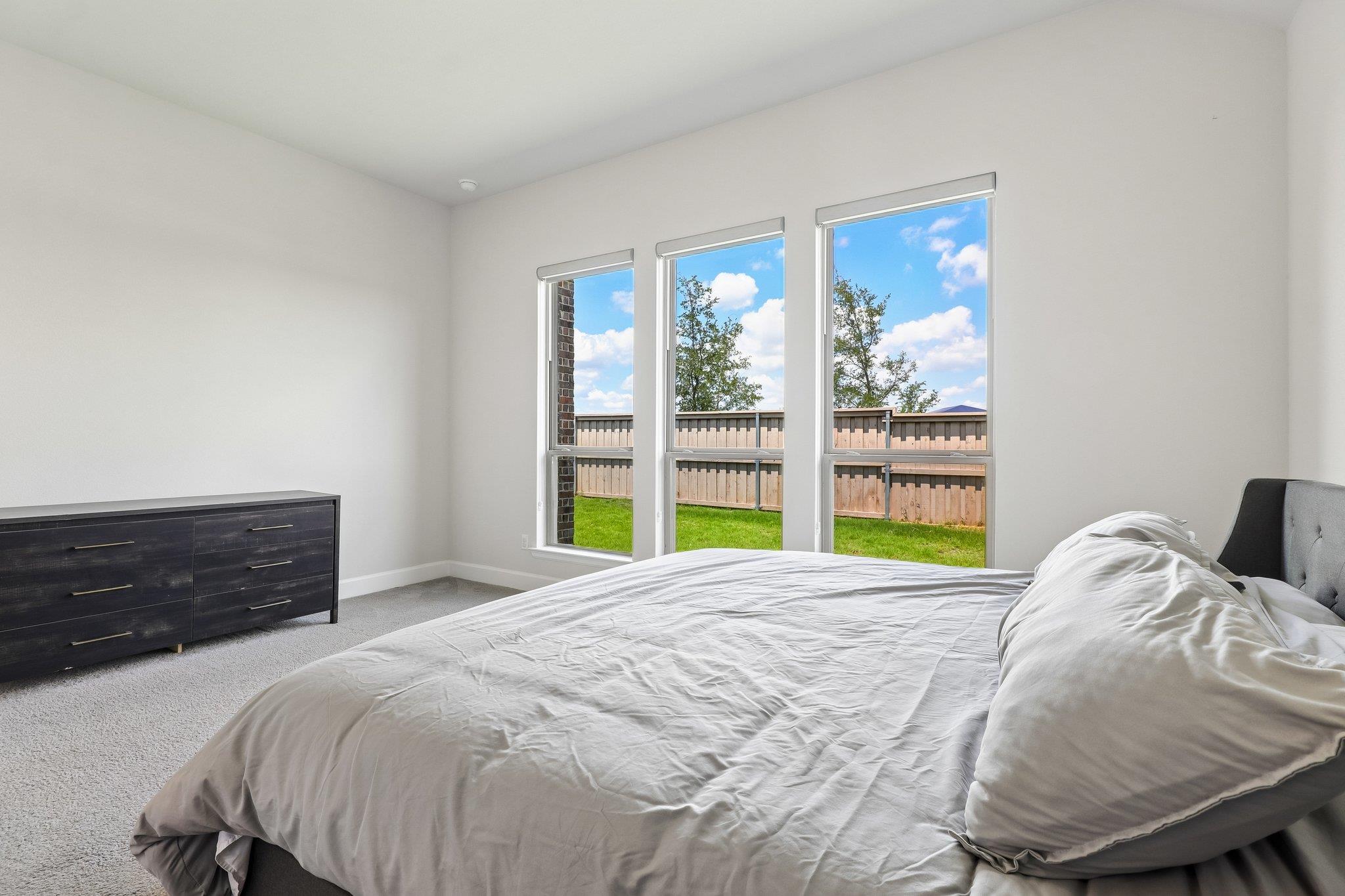 112 Chinaberry Bnd Property Photo 19