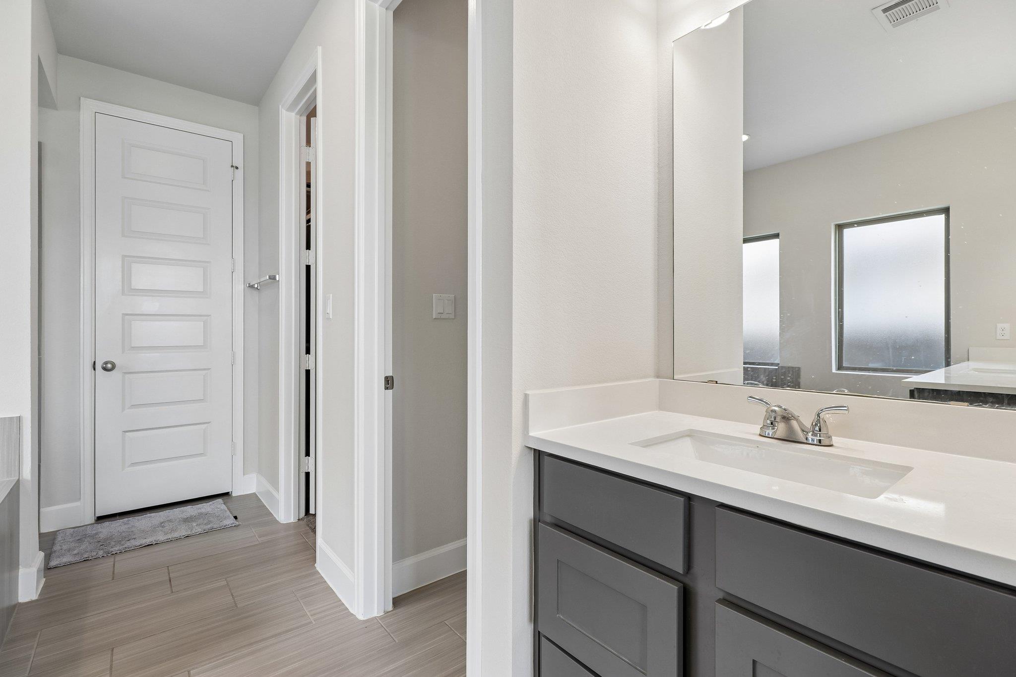 112 Chinaberry Bnd Property Photo 20