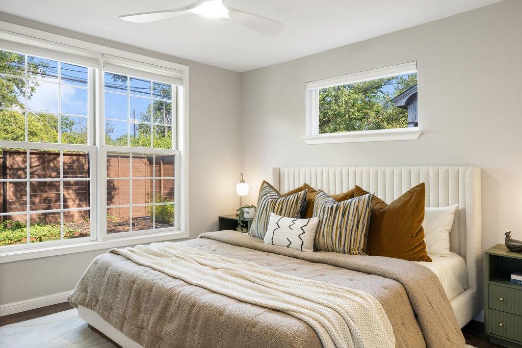 1709 Chicon St Property Photo 22