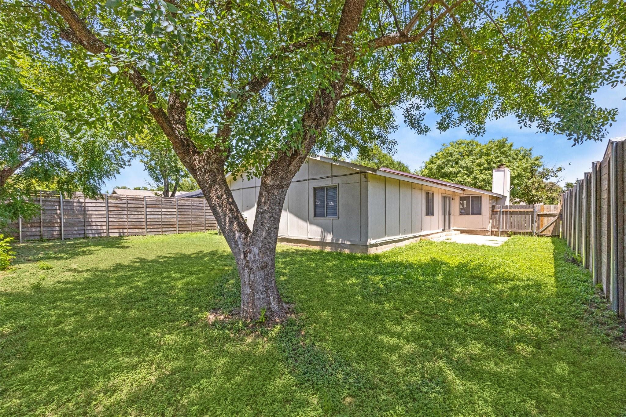 11104 Applewood Dr Property Photo 11