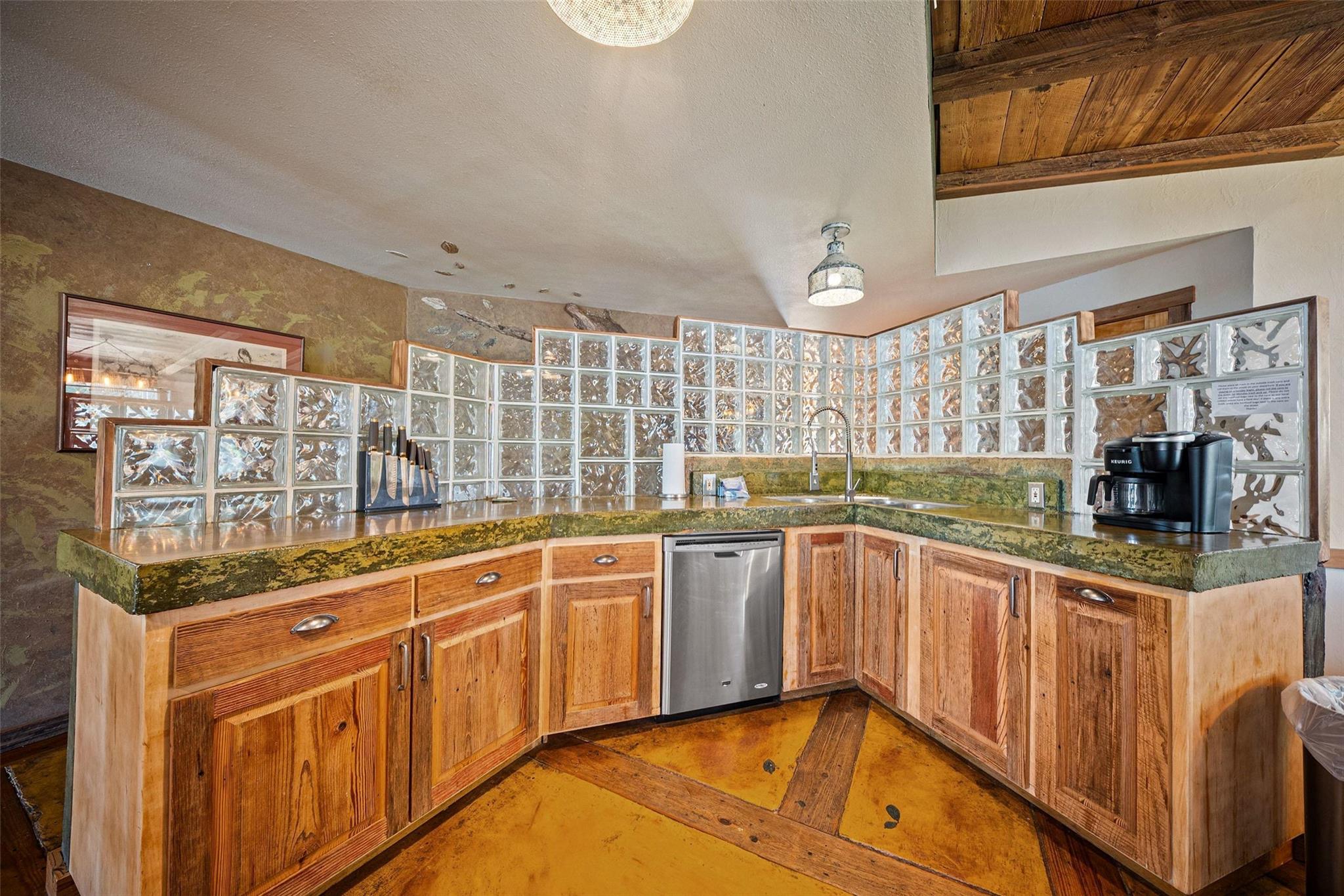247 Satterfield Rd Property Photo 13